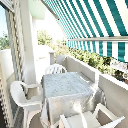 Apartment On The Vasto