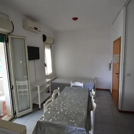 アパート On The ヴァスト